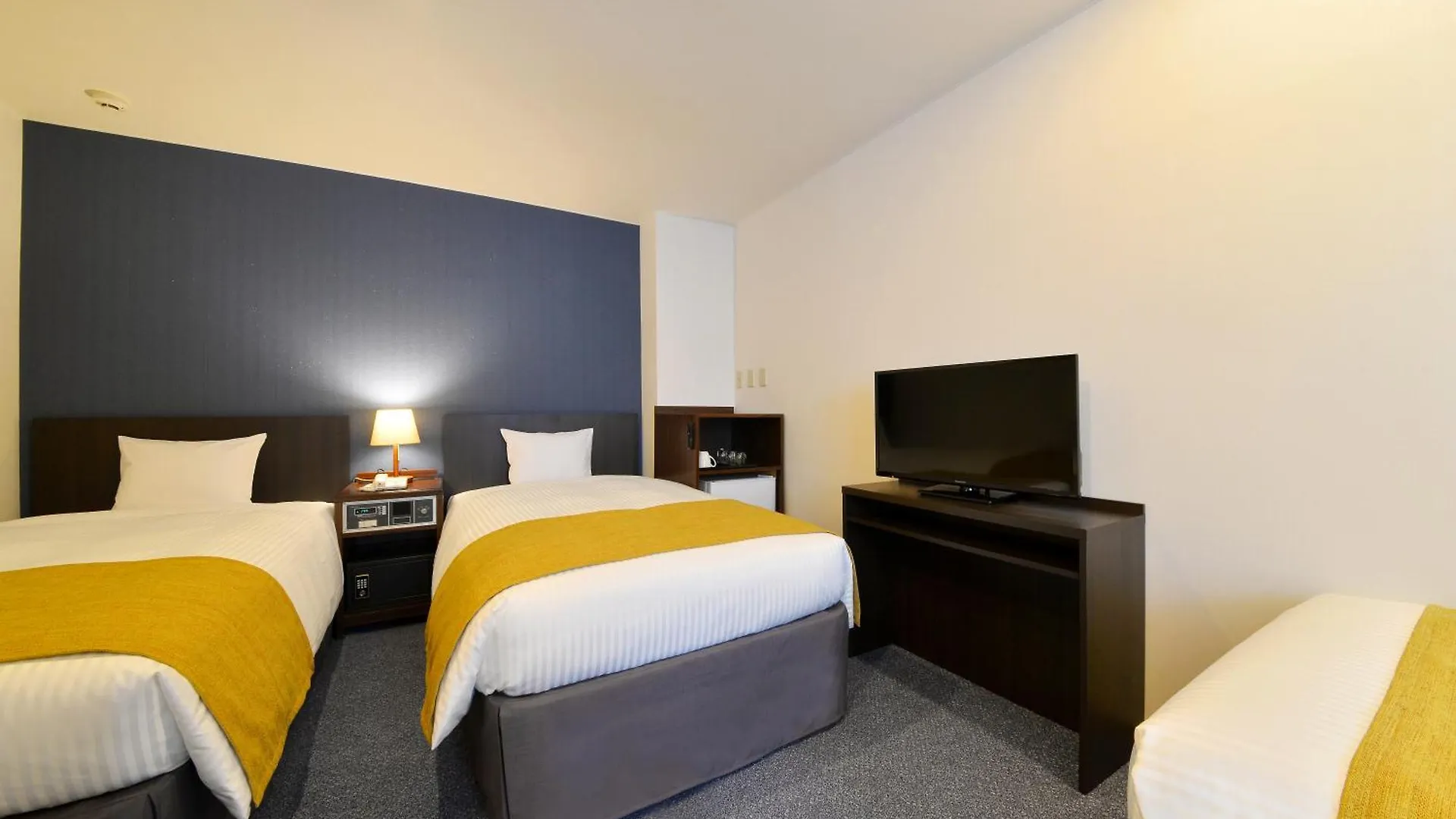 Flexstay Inn Hakodate Station 3*,  Japan
