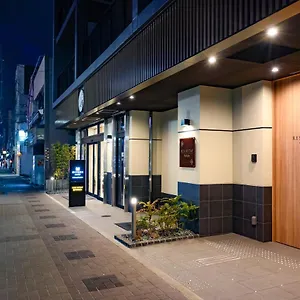 Resi Nishijin Japon